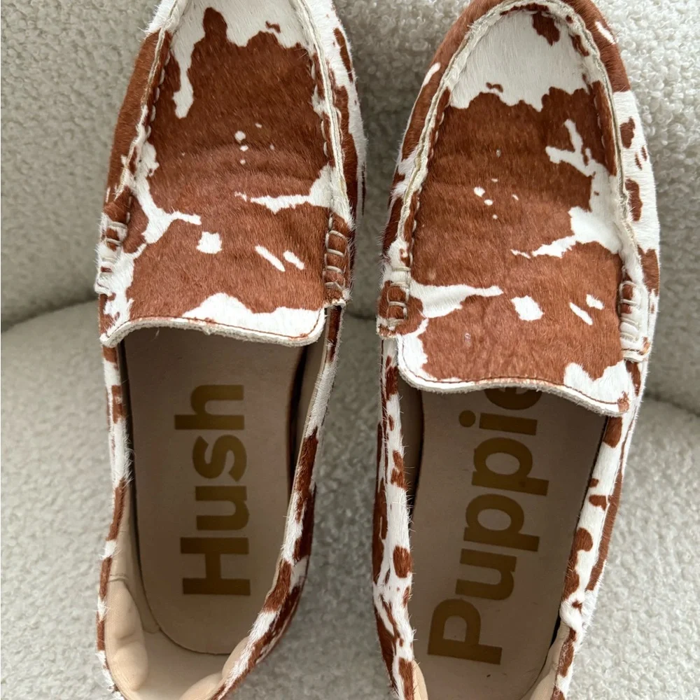 Hush Puppies Tan and Cream Patterned Loafers - Picture 2 of 6